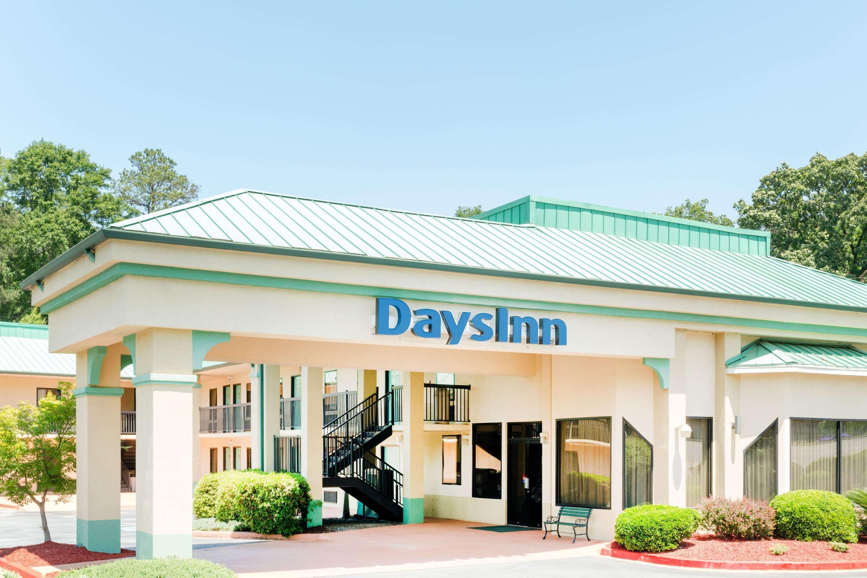 Days Inn By Wyndham Клемсон Экстерьер фото